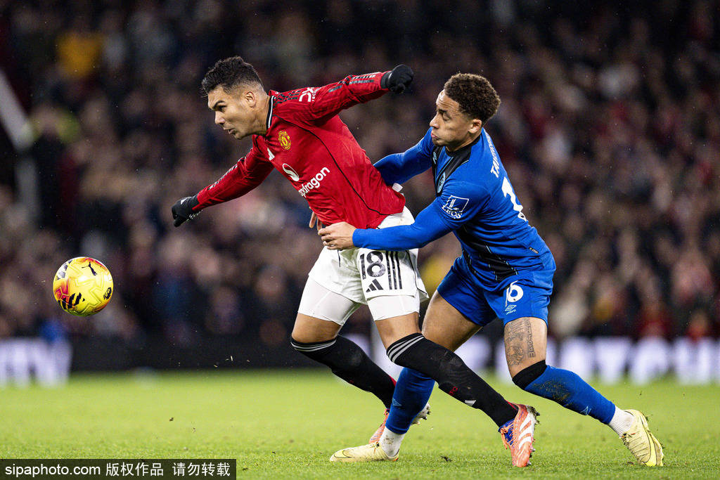 [中超]谢文能右路传中 泽卡跟进头球破门