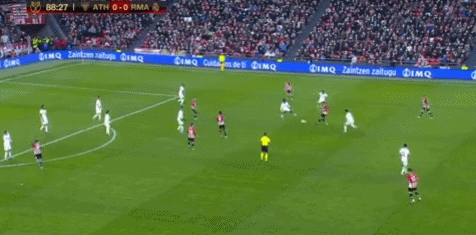 国脚助攻完成制胜球，球迷沸腾