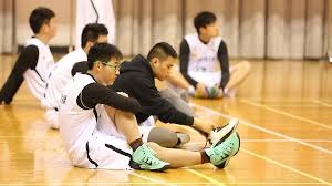 里程悲！伦纳德快船生涯30+次数达到70次，升至队史第二