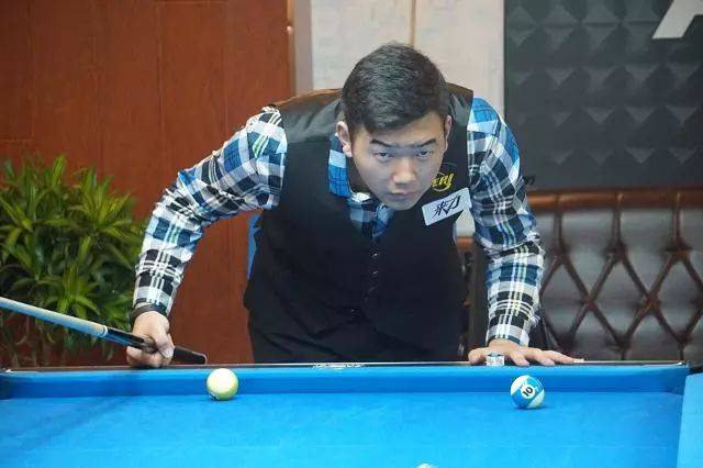 通过大幅度 通过大幅度